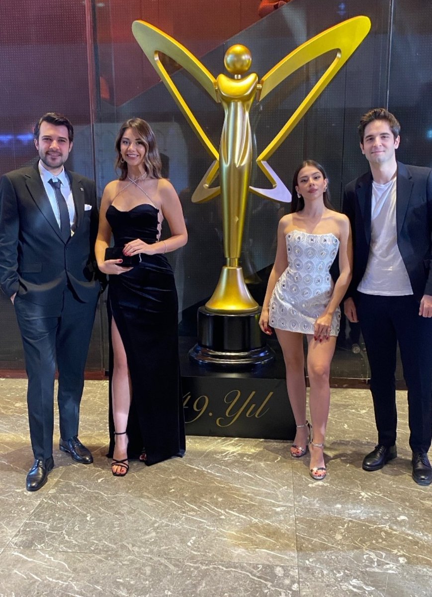 Ecem Öz
Ece Aydemir