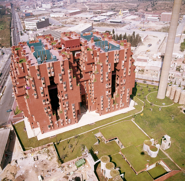 YolandaMartinR's tweet photo. #MASFEOS.

Walden 7, Barcelona https://t.co/0pi4KxZFkq