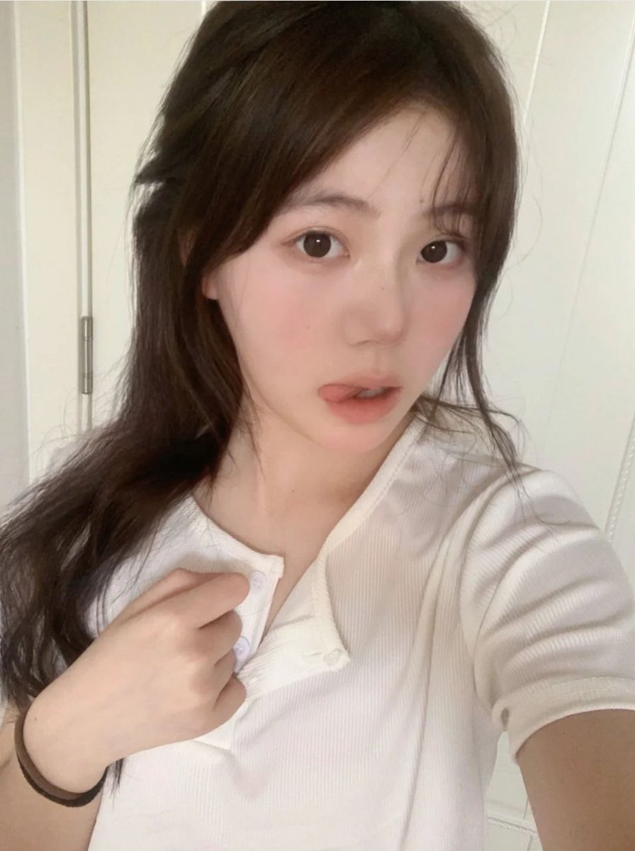 固原约炮少妇白领 tweet media