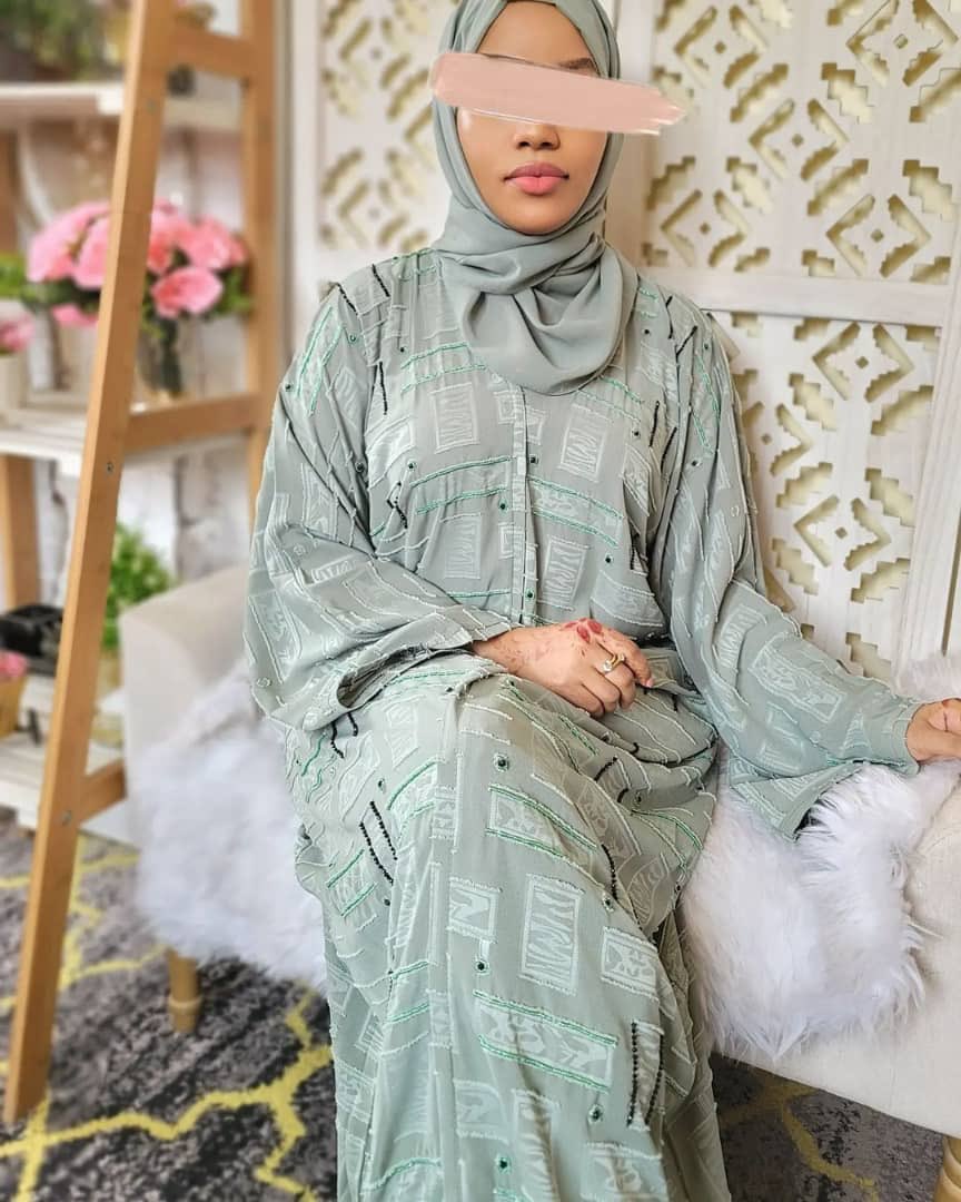 abaya_kn's tweet photo. DUBAI 🇦🇪 ABAYAS 
Available on ground 

Price ; N21,000

Sizes; 54,56,58,60,62

Free delivery within Kano 

#abaya #abayadubai #abayastyle #abayawedding #dubai #business #fyp #viral https://t.co/SiIYEGdhIr
