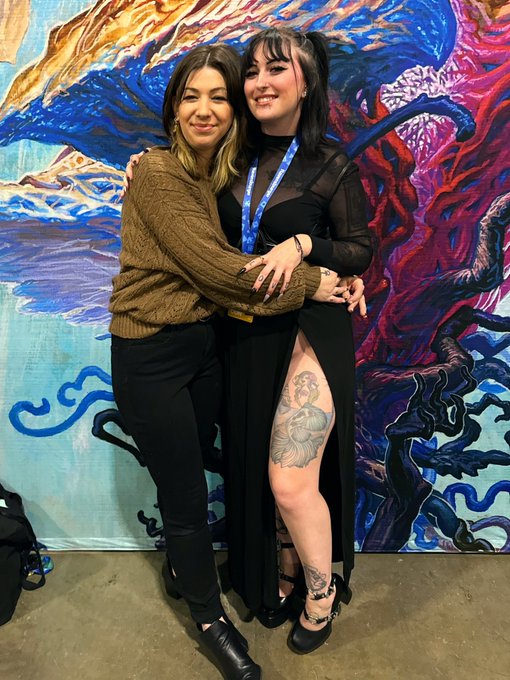 PAX Unplugged with my favorites 🖤 @tronisbad @BrujajaGaming @DimiccoDiana https://t.co/KU4Va70sMb<a class="tags" target="_blank" title="On Twitter" href="/?out=eyJ0eXAiOiJKV1QiLCJhbGciOiJIUzUxMiJ9.eyJpYXQiOjE3MjMwODI1NDQsImlzcyI6InR3cG9ybnN0YXJzLmNvbSIsIm5iZiI6MTcyMzA4MjU0NCwiZXhwIjoxNzU0NjE4NTQ0LCJyZWRpcmVjdF91cmwiOiJodHRwczovL3R3aXR0ZXIuY29tL3Ryb25pc2JhZCJ9.L7gja7FW_iAkoVdwtxE0mSAqRxLUq1eg9_-MbwLgkEHDYVltJbPK0bxrd6wrSU104M0S7RXM6UTa4eP2okF22g">@tronisbad</a><a class="tags" href="/tag/brujajagaming">@brujajagaming</a><a href="/tag/callusmommy"class="tags"><span>#callusmommy</span></a>