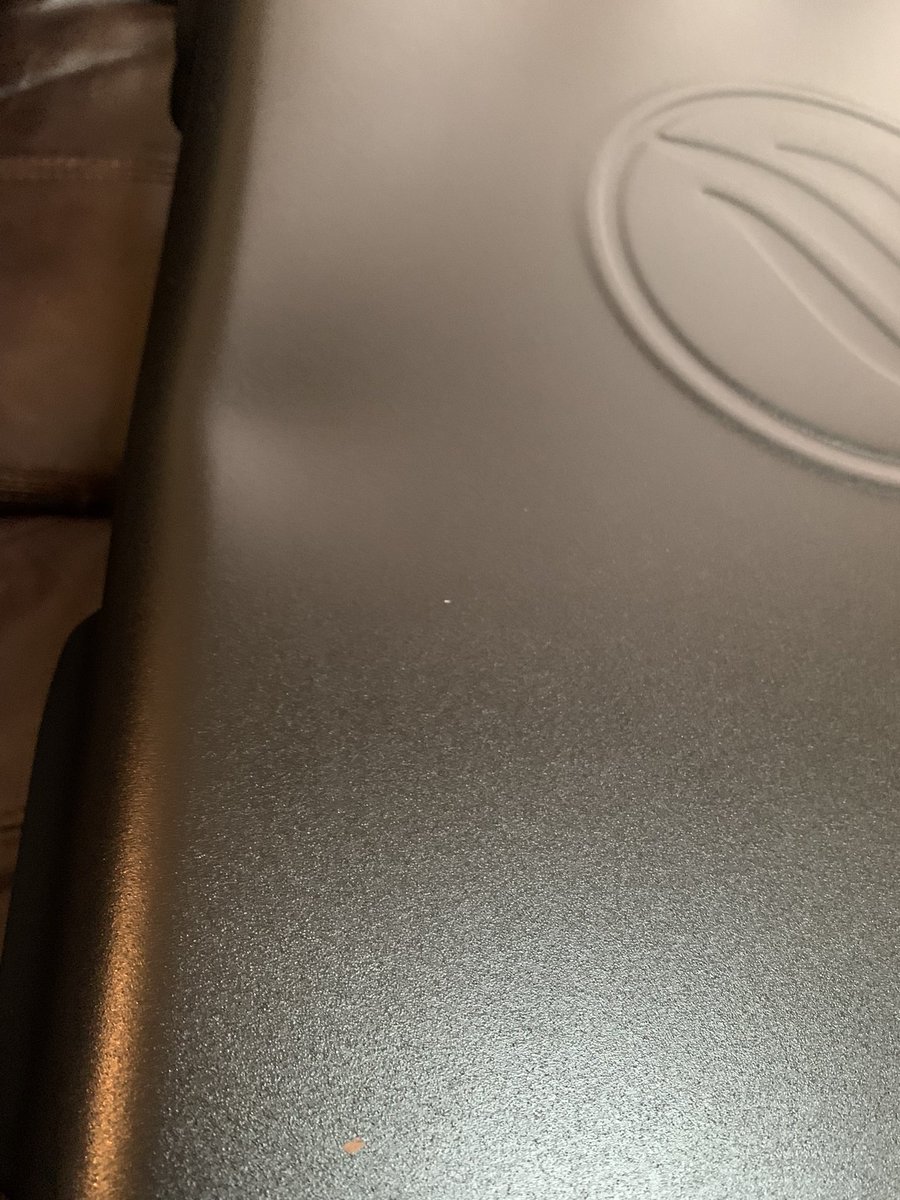 amylvandyke's tweet photo. @AceHardware Our @BlackstoneGrid 28” griddle shipped with a damaged lid. We have had no luck with customer service in getting a replacement. Please advise. Invoice and photos of damage below. https://t.co/8MOMeDfhKU