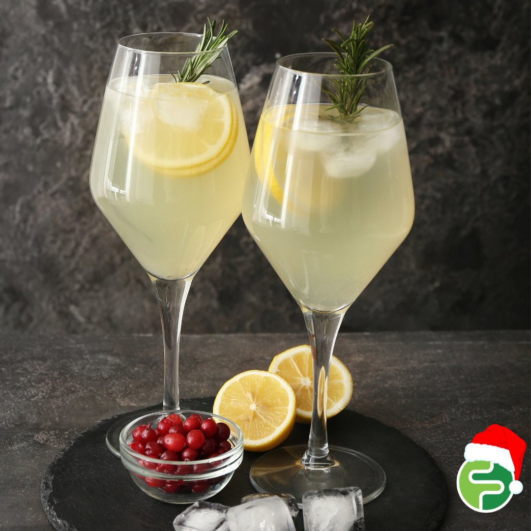 FODMAP_Friendly's tweet photo. Unwrap the joy of the season with these #ChristmasCocktails where festive flavours meet #fodmapfriendly sips!

Toast to the holidays, but sip responsibly and stay hydrated!

Cheers to a Merry and Digestively Delightful Christmas! 🎄🍹✨

Recipe: https://t.co/WUh3ESiCXP https://t.co/L9IjDtf5W7