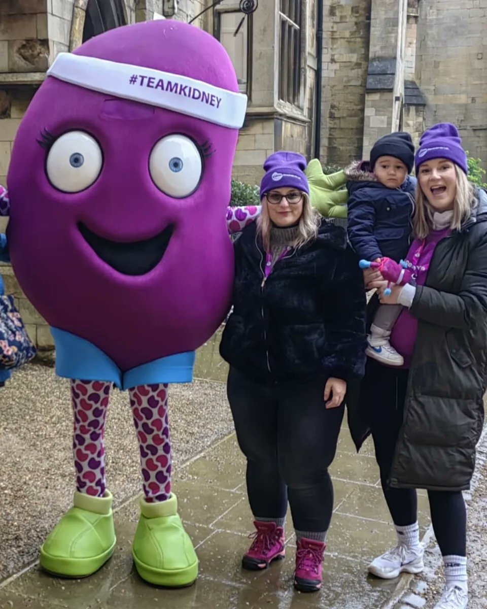 Shaw77Marc's tweet photo. #teamkidney out in force today with @kidney_research_uk showing what we mean to them and re-enforced to me why we have to do more and why we do what we do for the #kidney community at our first #Peteboroughwinterwalk! We'll be back bigger and better, with blue sky's next year! https://t.co/R5GTQsXopB