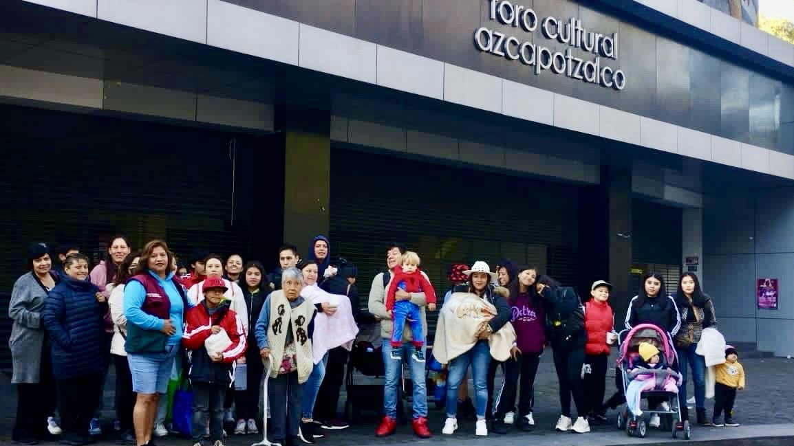 Todos_Somos_PC's tweet photo. ¡Súmate al plan! 😊🚍

Explora la #LaCiudadQueLoTieneTodo con Participación Ciudadana y @turismocdmx en los recorridos gratuitos de #ColibríViajero, un Programa del @GobCDMX.🐦

¡Pregunta sobre las próximas salidas!🗺️

#TrabajamosParaTi https://t.co/pMnfOy7gVm