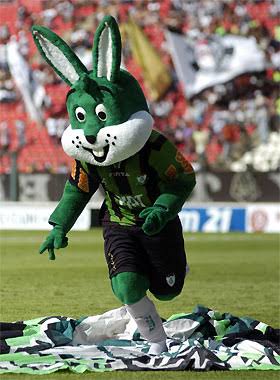 OBRIGADO, COELHÃO.

AGRADECEMOS SUA VITÓRIA CONTRA O BAHIA.

BOA SORTE NA SÉRIE B, AMÉRICA-MG.