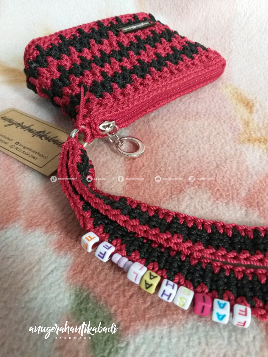 A3_Crochet's tweet photo. Alhamdulillah..
Domco mode tali slempang dada
Aman receh jatuh ketimbang di kantongin , aman kecurian receh , lebih cepat ngambil receh saat beli sayur mayur
#domco
#domcodada
#dompetkoin
#dompetreceh
#dompetkoinrajut
#madebyorder
#anugerahantikabadi
#localpride
#umkmindonesia https://t.co/bIoaNtlgXB