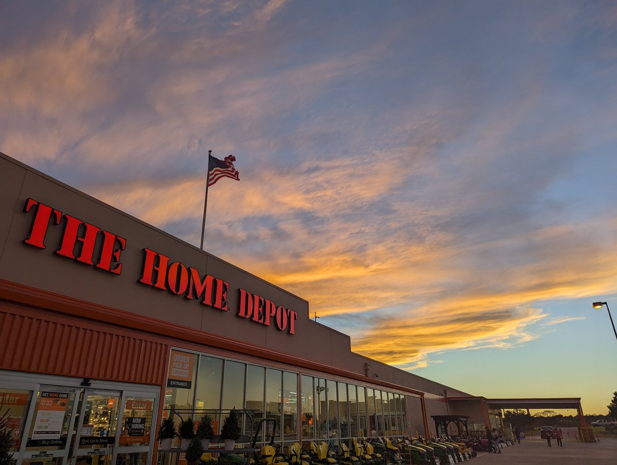 Christina Samson tweet media