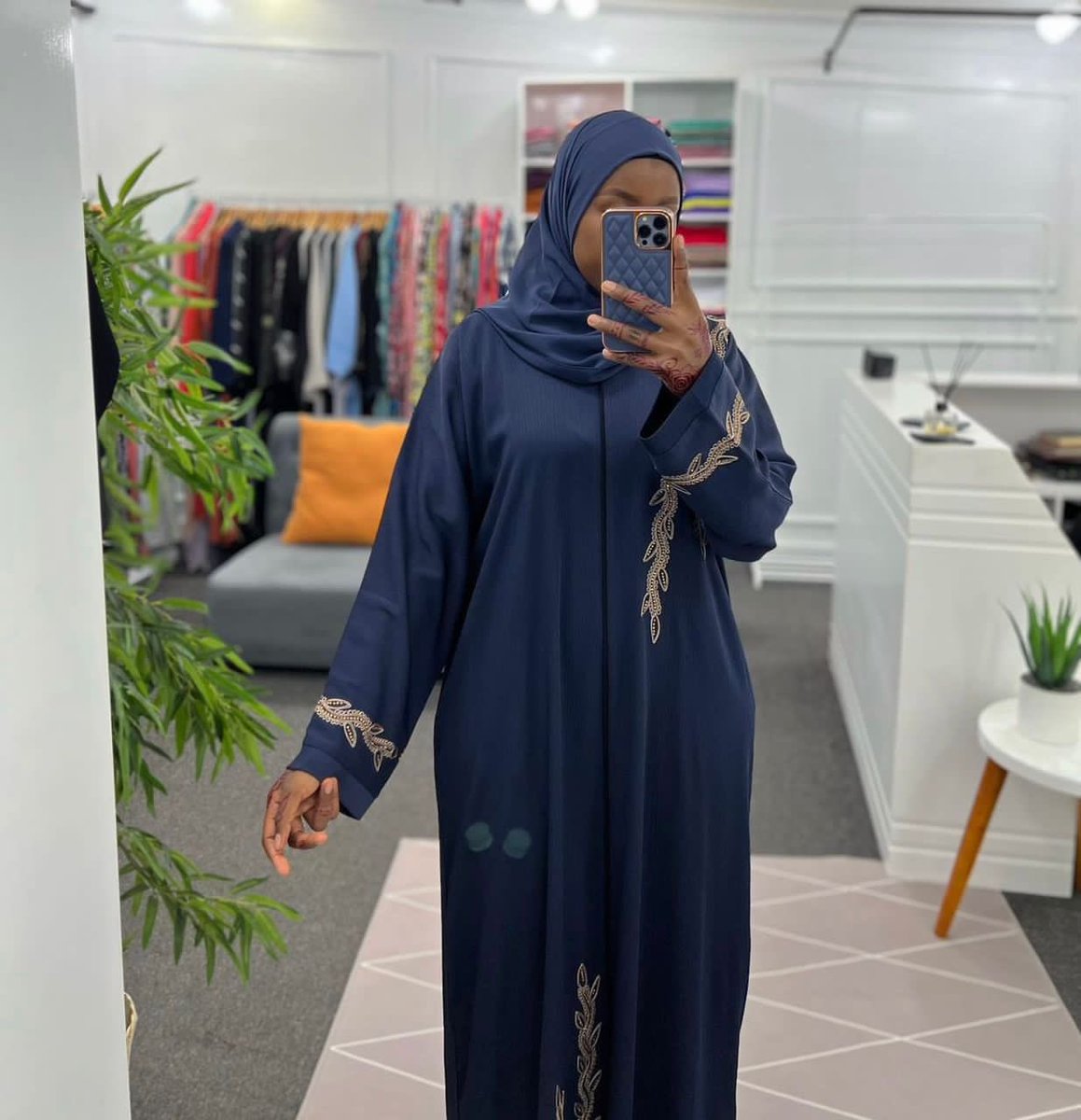 abaya_kn's tweet photo. DUBAI 🇦🇪 ABAYAS 
Available on ground 

Price ; N21,000

Sizes; 54,56,58,60,62

Free delivery within Kano 

Nationwide delivery 

DM:09020157800 https://t.co/JbtGME4ckP