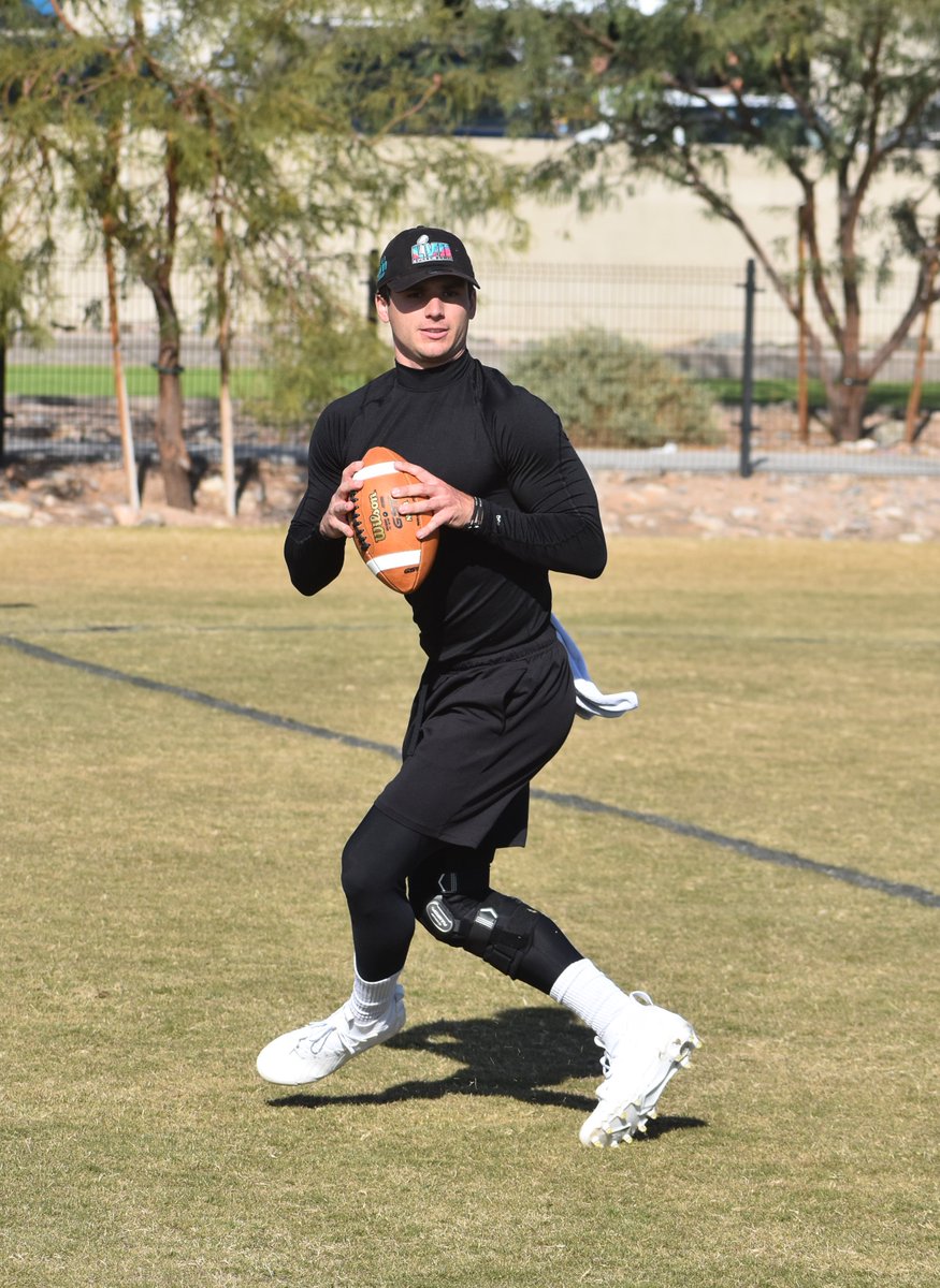 RBYowell2's tweet image. Somedays you gotta get the #LabWork in on your own!  Coaching, working, training schedules don't always align, but @imcamyowell still got that Sunday throwing session in!  The former @AuburnFootball/#TychyFalcons QB is preparing for a return to Europe in 2024. @JClay_15 @QB_Cav
