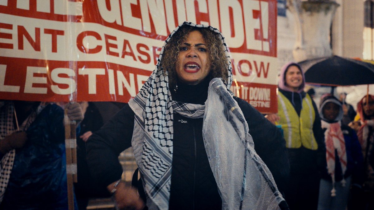votesocialist24's tweet photo. From the belly of the beast, hands off the Middle East!

As Israel begins a new round murderous attacks on Gaza claiming thousands with each passing day, we clearly see that the Biden administration has just as much blood on its hands as does Israel. It’s our duty from within the United States to make it indefensible for the U.S. government to continue financing and arming Israel as the occupying force. 

Keep building a powerful movement to stand with Palestinian liberation.