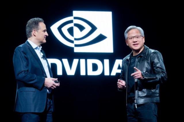 BlueJay87476298's tweet photo. #AI $NVDA $AMZM #AWS
- Amazon EC2 instances :首家運用 #NVLink 與 #NVSwitch 技術連結 32 個 #GH200 Grace Hopper 超級晶片,組成一執行個體來提供雲端服務,可擴充至數千顆 GH200 超級晶片 https://t.co/Z0ecNvdyNC