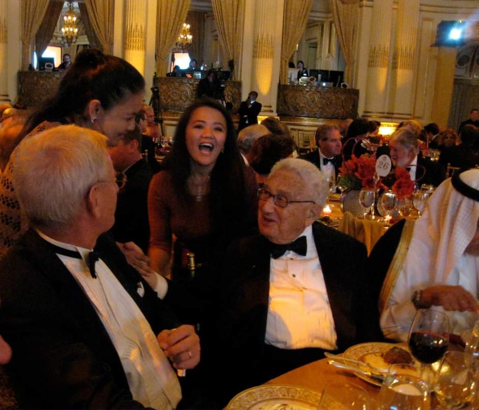 kayemlin's tweet photo. Reflecting on the recent passing of Henry Kissinger, I am reminded of a memorable encounter I once had with him. More than 10 years ago, when I was a young journalist, I had the privilege of attending a political event in which Henry Kissinger and other iconic diplomats were honored.

The highlight of the evening was, without a doubt, when I introduced him to the most special guest of all – my mother. She doesn’t know much about politics, but she made an impression. In her unique candor, she told him about the big book of his I have but never finished reading. He laughed and gracefully shook my mother’s hand.

Regardless of what you think about his politics, it's undeniable that he was a huge figure in US diplomacy. And this encounter with him only reinforced my belief in the power of understanding and the human element in connecting with everyone of all perspectives.

#HenryKissinger #Kissinger #Politics #AllSides #Connection #Human #Understanding #UnitedStates