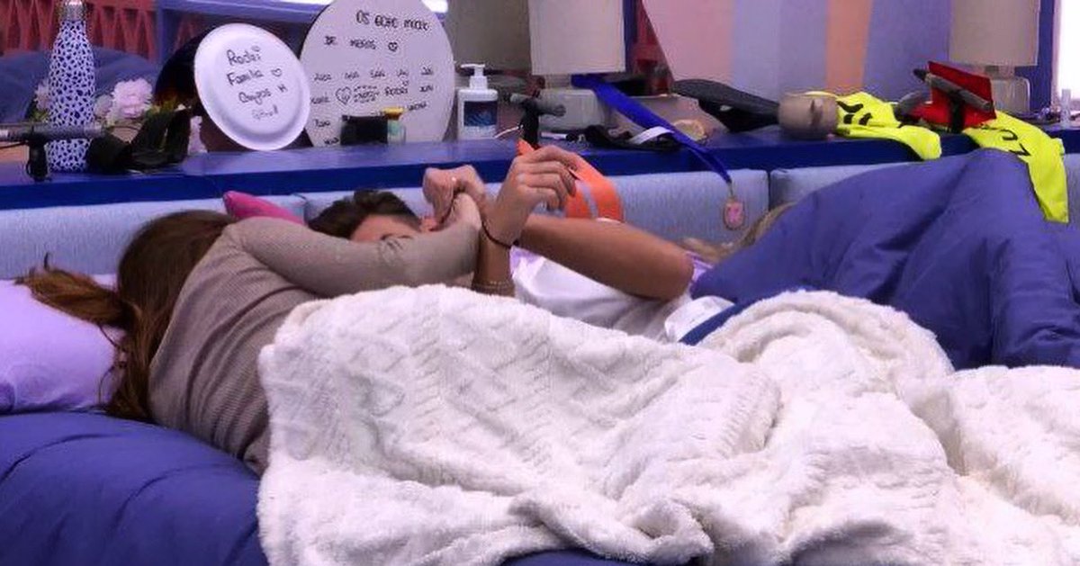 noemiAlcocer12's tweet image. Lo bien que defiende Jessi a Luis ❤️

#GHVIPDBT12 #GHVIP3D #Jessingo