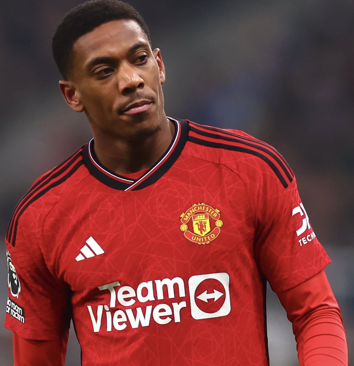 MUFCScoop's tweet photo. Roy Keane: “We mention Martial… we forgive Martial because he scores a goal every 14 years. But let me tell you when at Newcastle under pressure, we get that ball into you, you better get hold of that ball to get us up the pitch and a bit of breathing space. He’s touching balls off and gives the ball away cheaply. You may as well go down the leagues.” #MUFC
