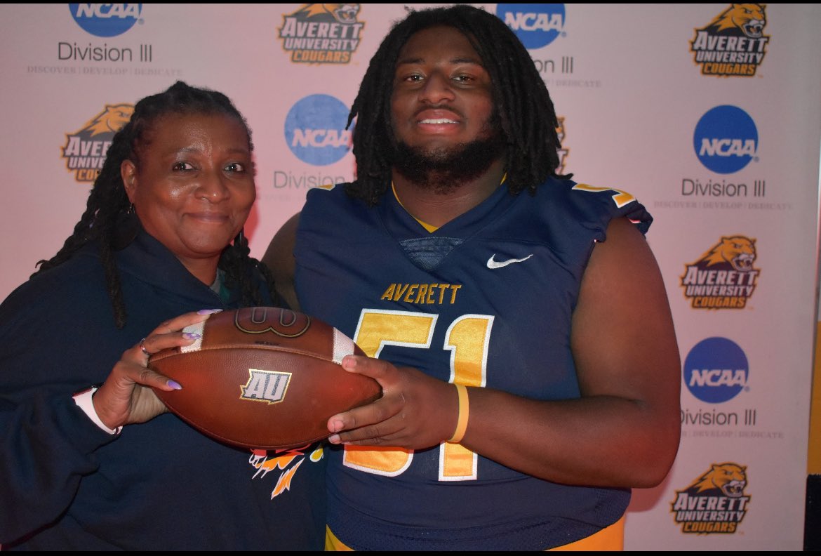 Tyric Richardson (@tyrichh51) on Twitter photo Had A Great OV at <a href="/AverettFootball/">Averett Football</a> loved Everything About it! Will Definitely keep in Touch! <a href="/ClaytonCometsFB/">Clayton HS Football</a> Had A Great OV at <a href="/AverettFootball/">Averett Football</a> loved Everything About it! Will Definitely keep in Touch! <a href="/ClaytonCometsFB/">Clayton HS Football</a>