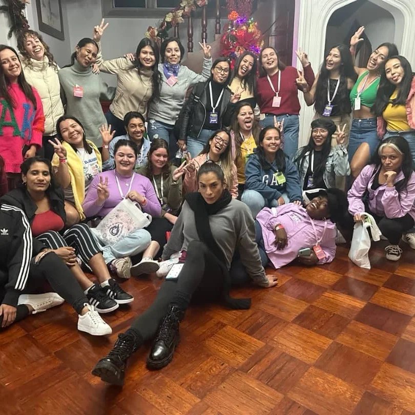Oagnds's tweet photo. 🌸🌍 ¡Día 1 del Campamento Violeta 4.0! 

Un encuentro de feminismos fronterizos entre Colombia, Venezuela, Costa Rica y Nicaragua. Adquirimos herramientas para el trabajo en red, partiendo de la experiencia de cada lideresa 💪✨

 #CampamentoVioleta #FeminismosFronterizos https://t.co/yFRe8rT1ev