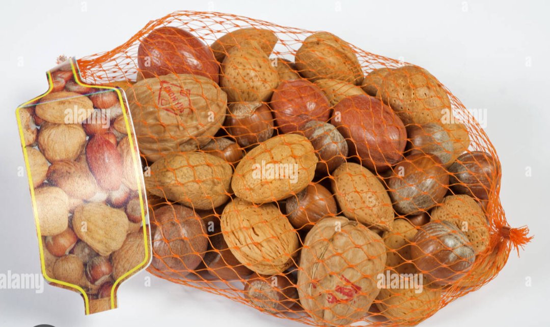VivLcasey's tweet photo. #AwfullyBritishChristmasLists
Plastic Mesh Bag of Shelled Nuts https://t.co/lS6Z2vrNOq