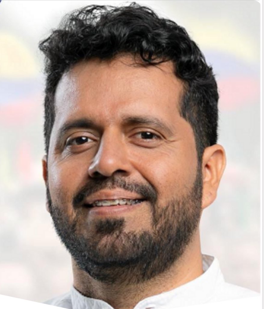 No es médico, no es abogado, no es profesional, no tiene experiencia en nada que tenga que ver con salud. Sin embargo, lidera “la Reforma a la Salud” de un país de 50’ millones de personas. 

… Aunque Usted, No lo crea!