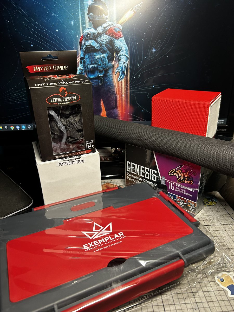 InkandIgnorance's tweet photo. #PAXUnplugged haul stream and some painting this week?  I don’t think I’ve ever been so motivated so I think so!  Watch here for times.
@lethalshadows @HobbyHolder #cuttlefishcolors #magicthegathering https://t.co/RKcUONyOJc