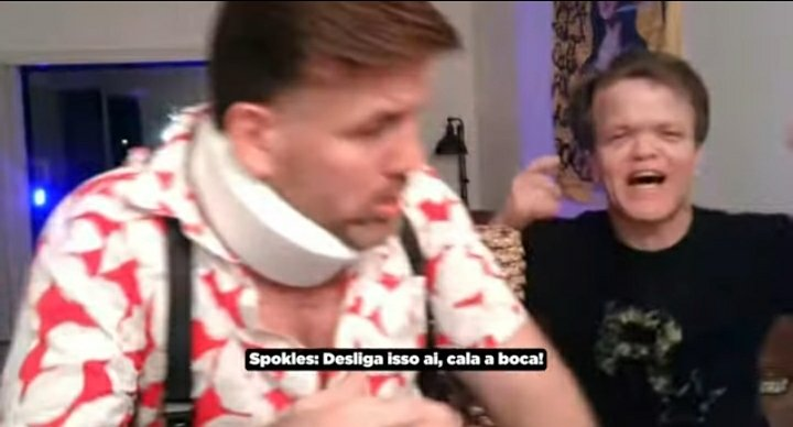 MarshmelloGL's tweet photo. @DjSan_ o Anão com uma camisa da Rockstar com tematica de miami kkkkkk esse cara é mt bom, ele é 100% o Jason kkkkk https://t.co/MPytnL7DGn