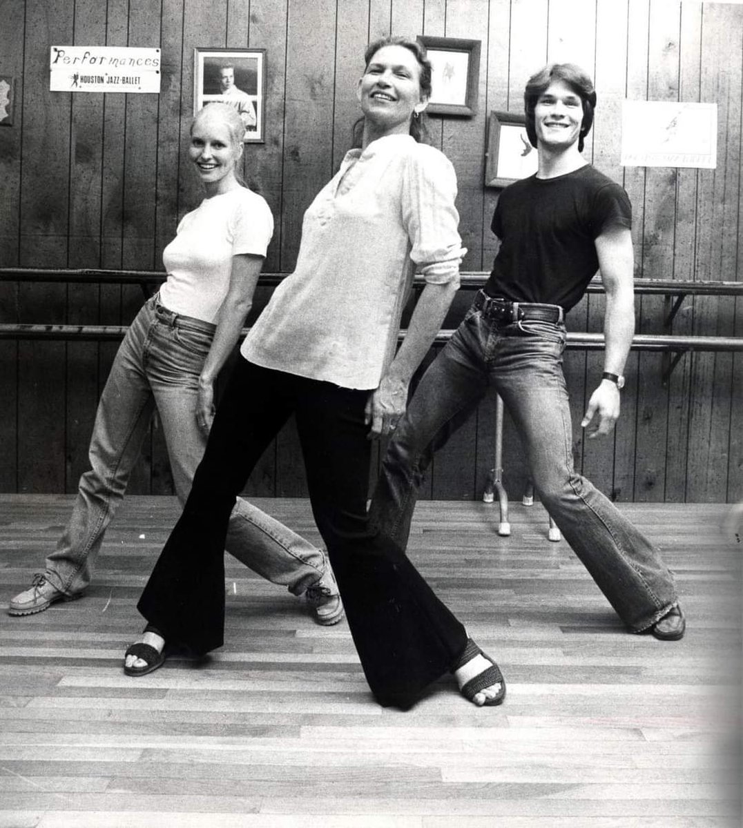 EduiTijerina's tweet photo. Actor #PatrickSwayze, his #mother #PatsySwayze, and his #wife #Lisa in 1980
Little known fact, Patrick Swayze's mother was a famous #Hollywood #choreographer. https://t.co/F7YbHNnI8m