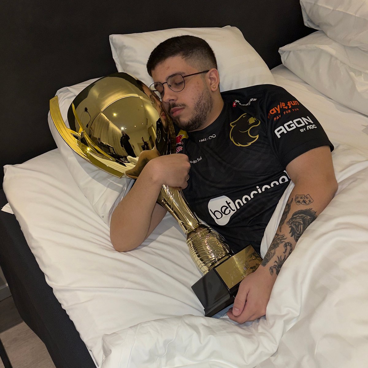 🏆😴