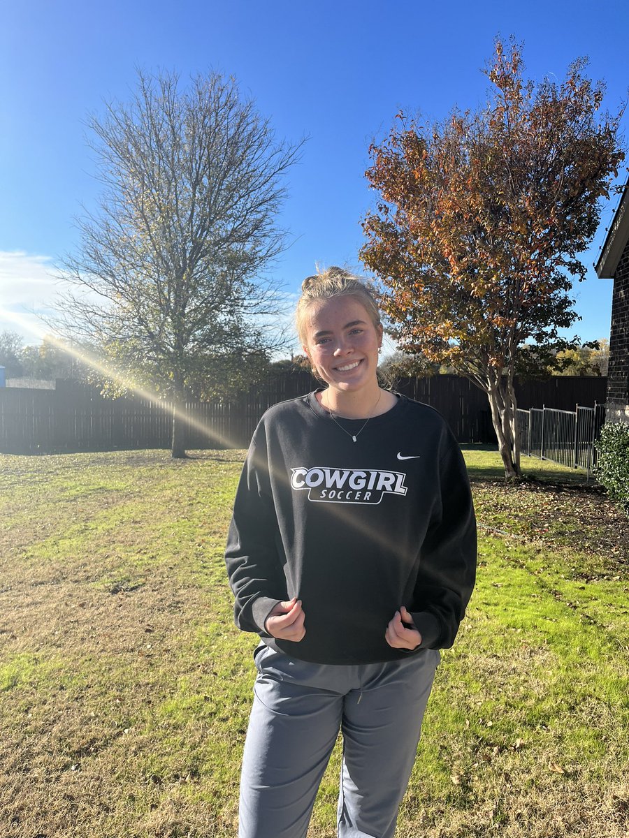 NicoleY2024's tweet photo. Guess Iโm going to be a Cowgirl! ๐๐ https://t.co/AopIvo1eui
