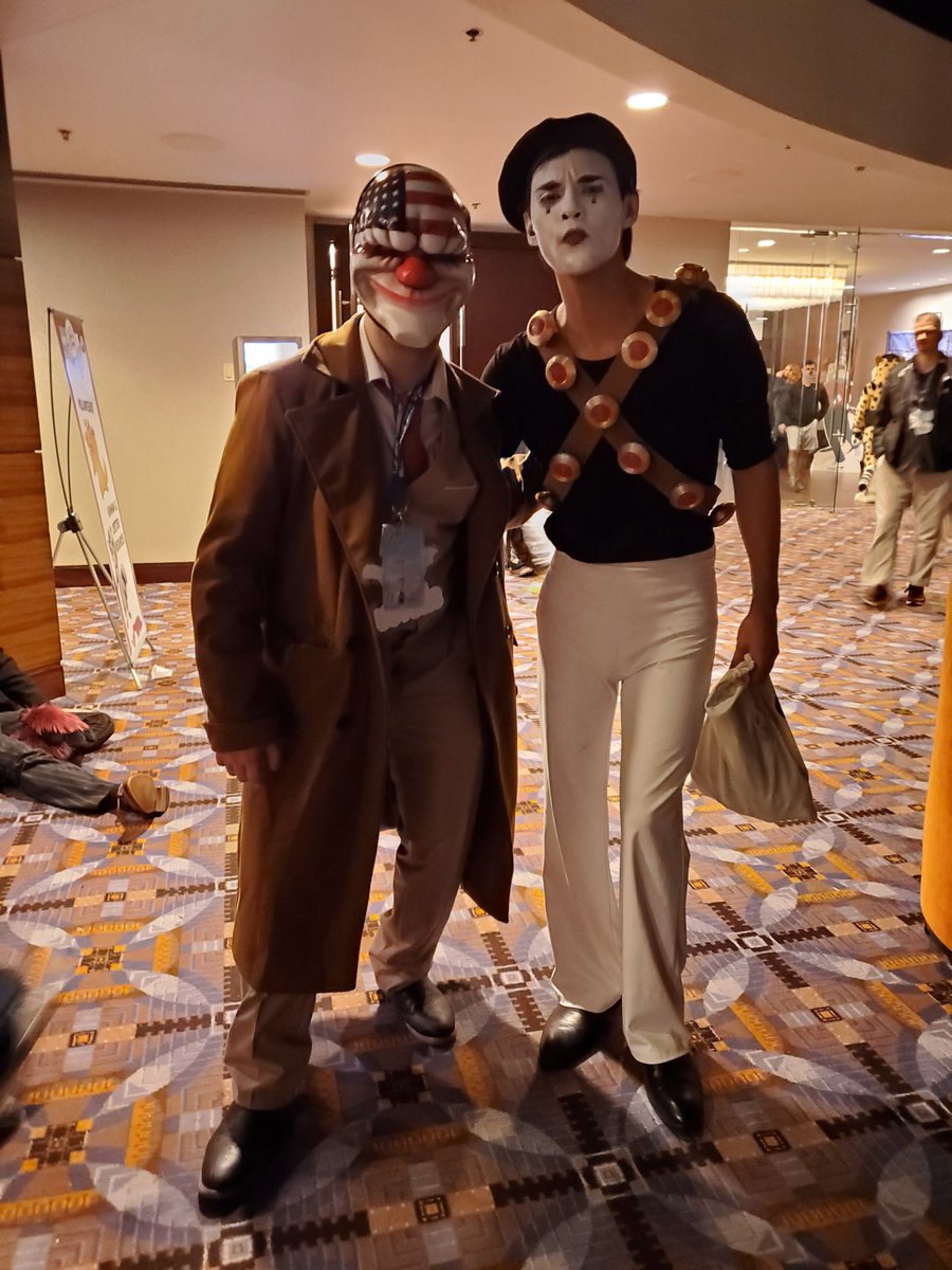 crimson crunk tweet media