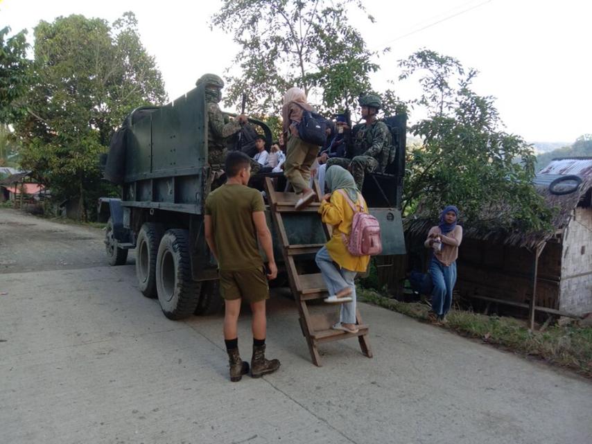 Our Best Photo of the Week!

"Empowering Sirawai National High School students with MBLT-6's transport aid - bridging gaps, ensuring education reaches every doorstep. Together, we pave the way for a brighter tomorrow." (Photo by Cpl Daril V Arcillas PN(M))

#PHMarinesCorps