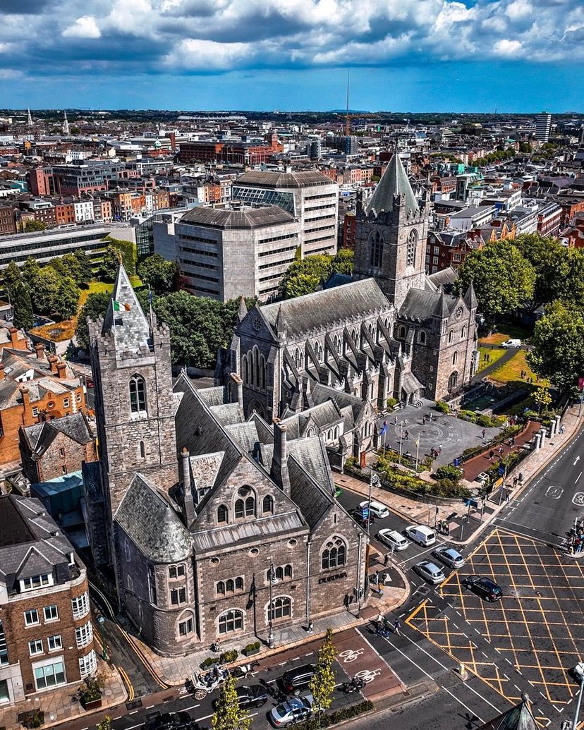 22. Christ Church Cathedral Dublin, Ireland 🇮🇪 📷:@world_walkerz