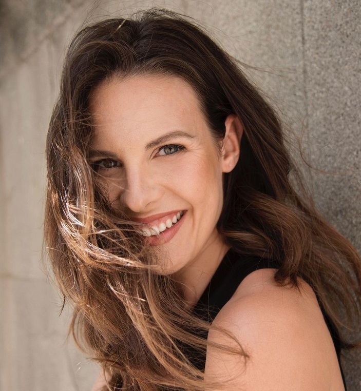 Comento__todo's tweet image. Has estado de 10 esta noche. Contestando super elegante y con la educación que tienes. Me duele no verte hasta el jueves, ojalá verte antes en redes. Oye que también propongo que suba el martes o llame para la prueba semanal @ghoficial @jessica_bueno90 #SinJessiNoHayGH #GHVIP3D