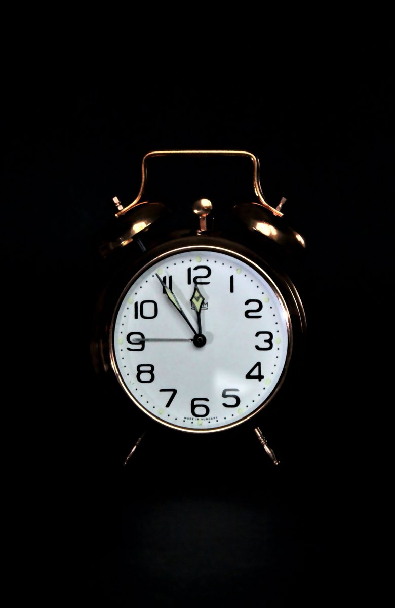 Mediscreen's tweet photo. Heads up!

We close on Friday 22/12/2023 at 12 noon &amp; will commence normal business hours on Monday 8/1/2024 at 8am.  Please note that the MS Helpline is available for post incident callouts (24x7) as well as emergency testing during the shutdown period.

#festiveseason https://t.co/5Sy70mpt1Y