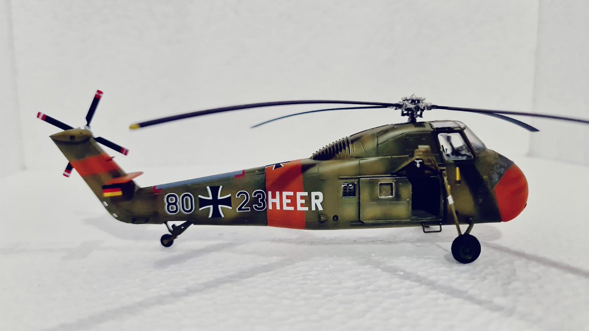 ItaleriModelKit's tweet photo. From Patricio Gavilanes :  1/72 Sikorsky H-34G.III (S-58A)
Send your Italeri scale model pictures to photo@italeri.com we will post them on our Facebook, Twitter and Instagram official pages.
#italeri https://t.co/4z4X96t3p5