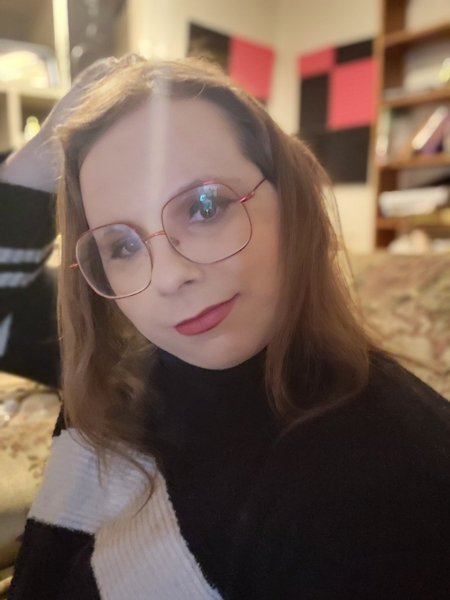 LunarSigma's tweet photo. Been enjoying my confidence as of late. https://t.co/eYIeLVBgWK