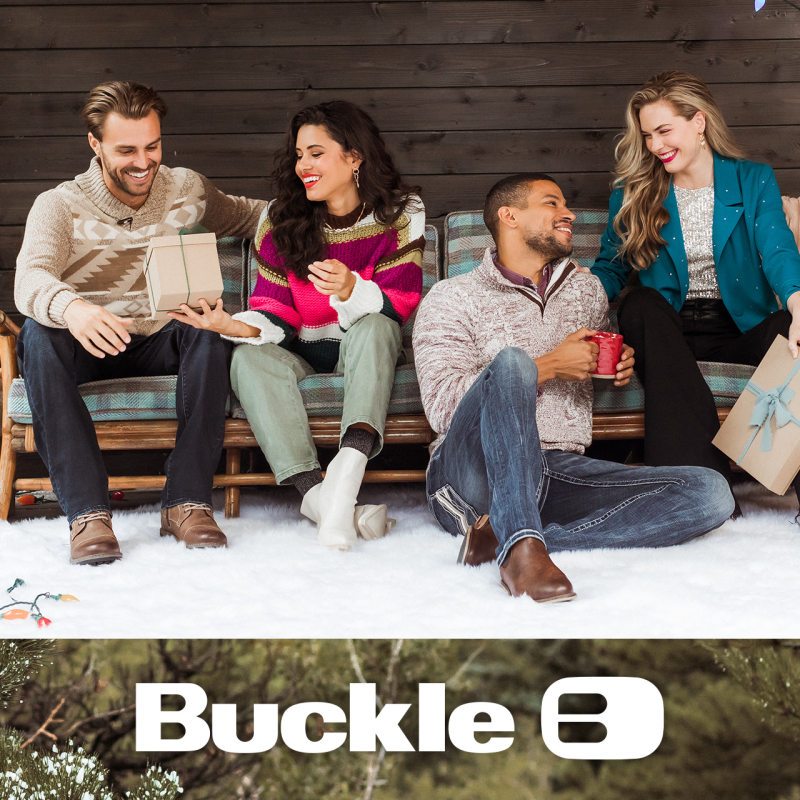 SoonerMall's tweet photo. Under the tree this year, find must-have jeans with the perfect fit. https://t.co/xzML4uOqNz