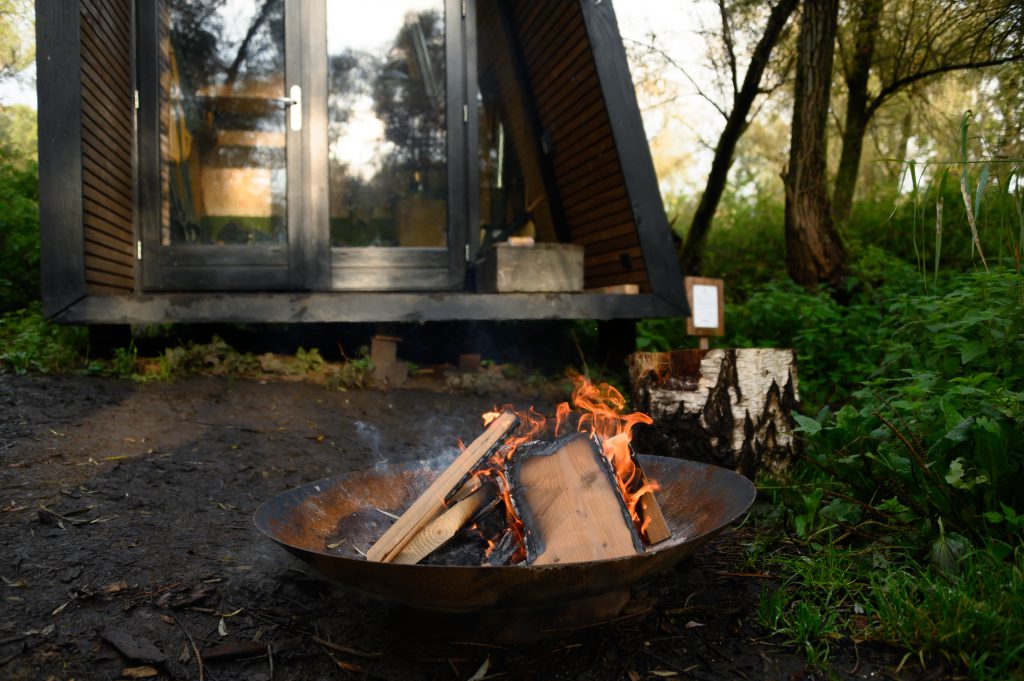Prisca neemt je dit keer mee vanaf Buitenmuseum de Pannenkoek tot aan haar verblijf bij de Hidden Hut.

Ben je benieuwd naar Prisca haar Biesbosch-tocht? 🕵️‍♀️
Lees dan snel verder! bit.ly/3RrtB6q

📸 Prisca Visser

#Biesboschlinie #Biesbosch #wandelen #natuur