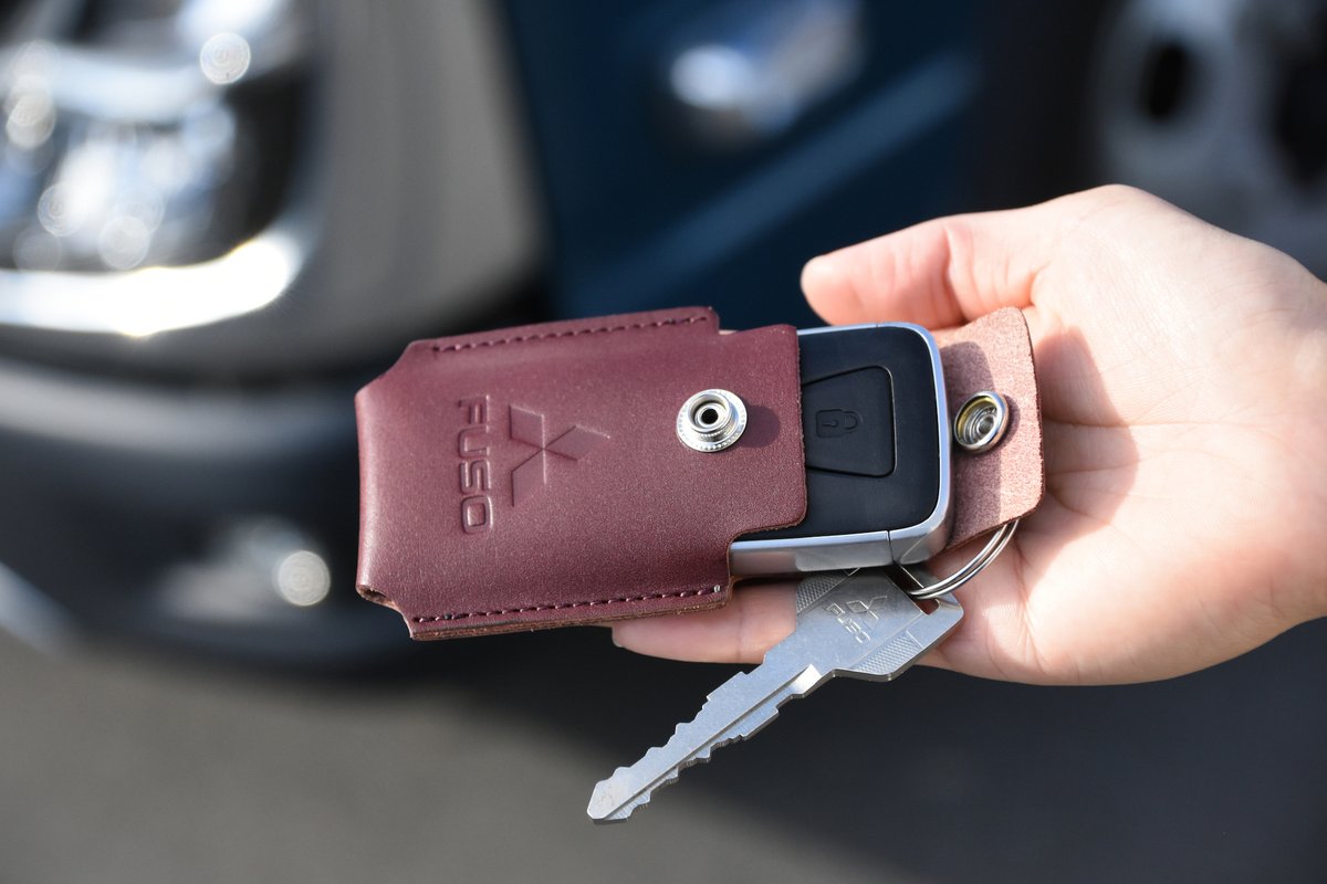 1☆ R60827 三菱 ふそう 純正 スマートキー キャンター・ファイター