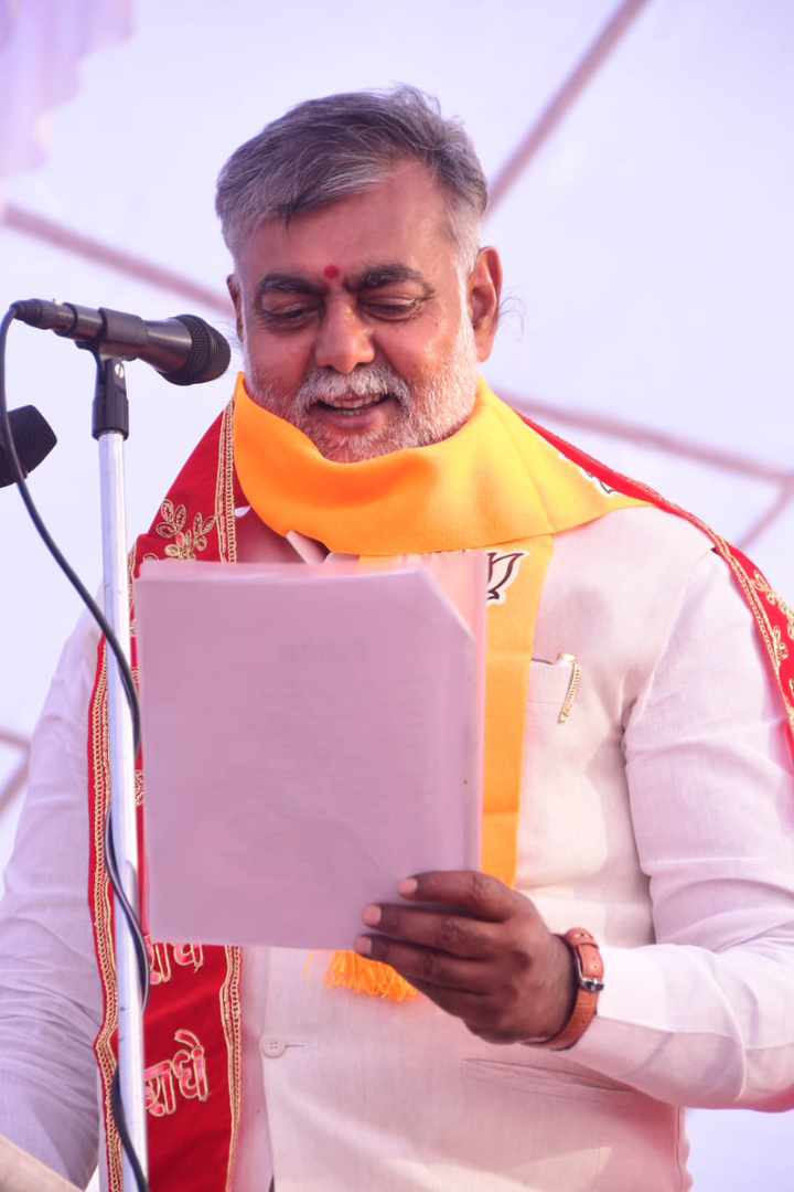 yadav_mandeep12's tweet photo. न कोई हैं न ही कोई होगा आप जैसा व्यक्त्वि 
प्रचंड जीत की बहुत बहुत बधाई अनंत शुभकामनाएं आदरणीय भाईसाब श्री @prahladspatel जी ।
@prahladpatelfan @jalamsing_patel https://t.co/1j6lSWlxer