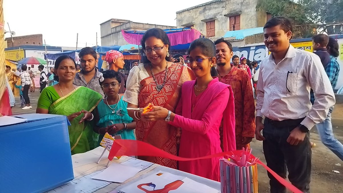 cini_india's tweet photo. #healthandnutrition Team from #arogyaproject, CINI was present in #GosthyoMela, Khoyrasole, #Birbhum for #Awarenessgeneration on #maternalchildandadolescenthealth and Nutrition issues through various audio visual IECs and #individualcounselling sessions. https://t.co/XO3DKh1b5t