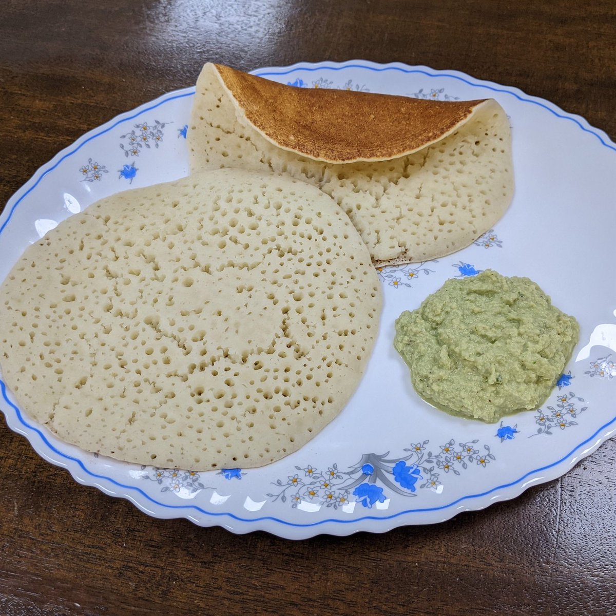 Chhayasfood's tweet photo. #homecooking #food #foodie #yummy #soft #fluffy #instant #rawa #sooji #semolina #setdosa #recipeshare #foodblog #MondayMorning
#breakfastrecipe
Recipe link : https://t.co/mcgOWSqRn2 https://t.co/u1mIusQvZz