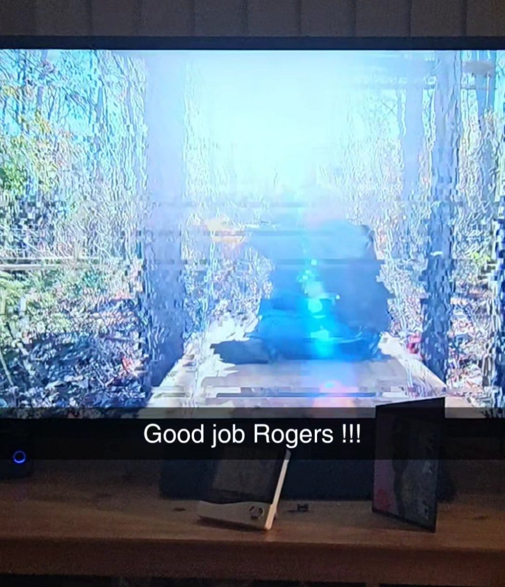 higster66's tweet photo. Way to go @Rogers  every channel ?? https://t.co/hOw3YpO7L2
