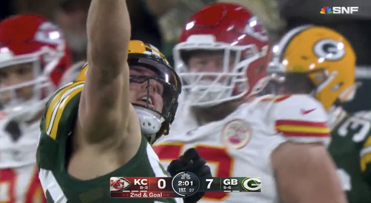 brookiekells's tweet photo. Excuse me Mr. Van Ness. Did you just mock our boy @tkelce by doing his signature ARCHER?!? Unacceptable. Swifties, we ride at dawn. @newheightshow https://t.co/XzWyO8DSol