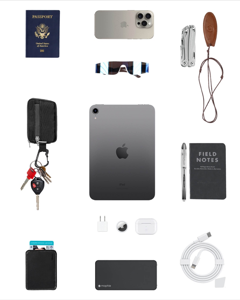 bolstr® Small Carry minimalist crossbody bag carries more than you think and rides easy. Eye-catching asymmetrical design for the men with timeless style.

bolstr.xyz/collections/bo…
 
#bolstr #crossbodybag #hit #travel #everdaycarry #minimaldesign #simplefits #minimaliststyle