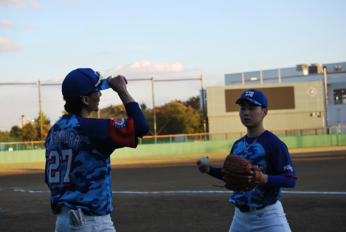 op戦
vs パンパース様
11-1 win

TJBは序盤打線がつながり、大量得点を奪い試合を有利に進める😆
守備面もバッテリーを中心に相手打線を封じ、強豪チーム相手に大きな勝利となった！

<a href="/pampers1992/">パンパース</a> 様 対戦有難う御座いました！
#24 #草野球 #東京 #選手募集