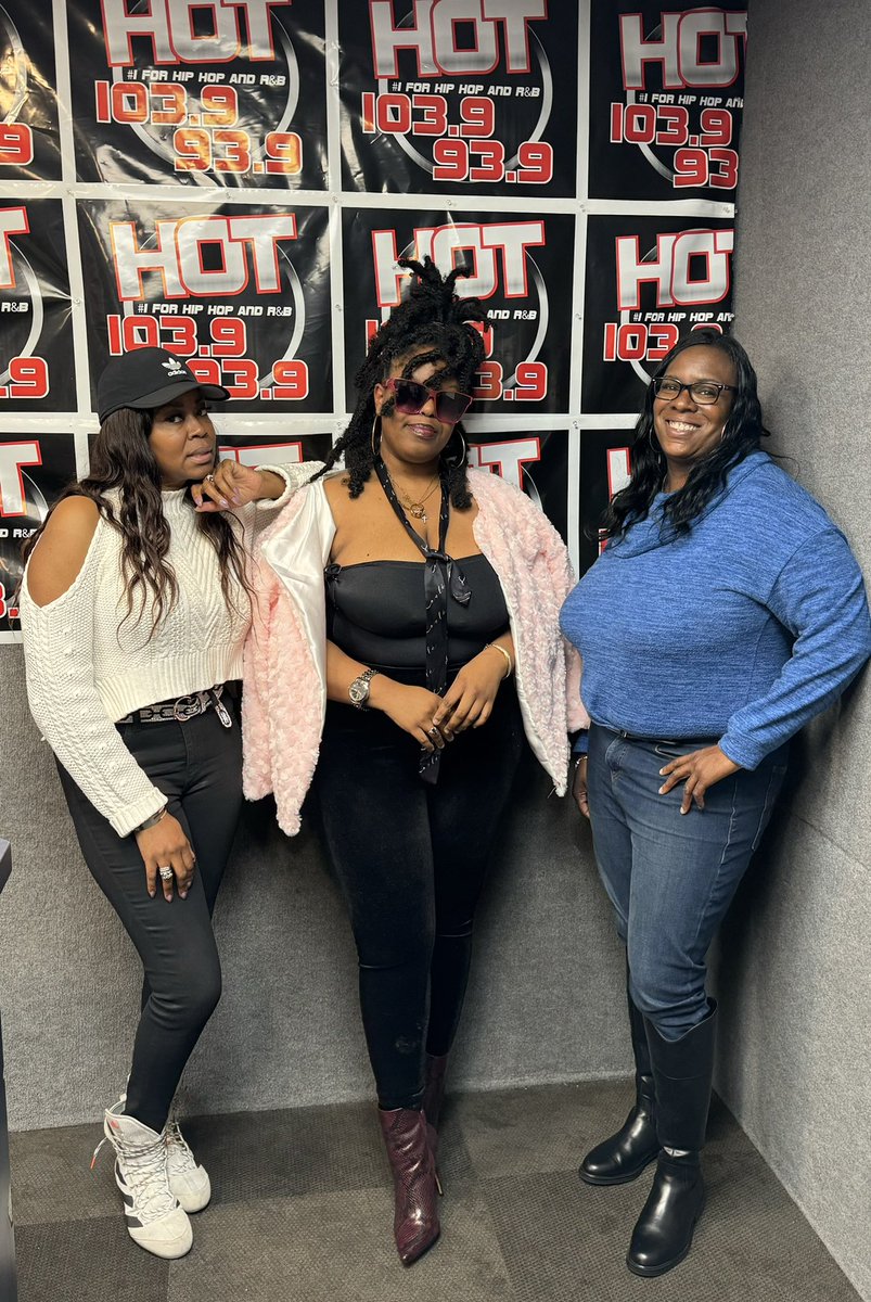 Exclusively Indy tweet media