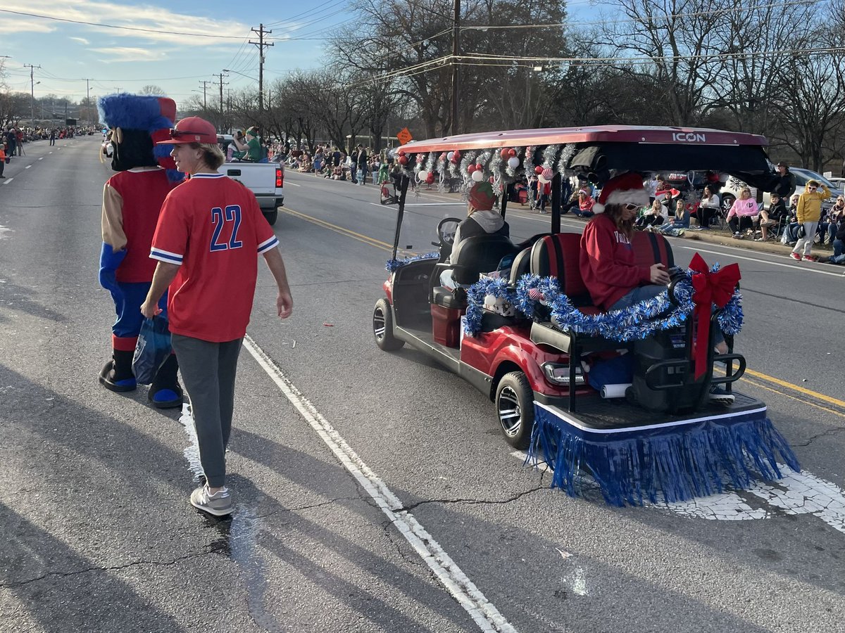 Great to have our team be a part of the Hendersonville Christmas Parade with the Vol St admissions team! #GoPioneers <a href="/VSCCPioneers/">Vol State Athletics</a> <a href="/volstatecampus/">Vol State</a>