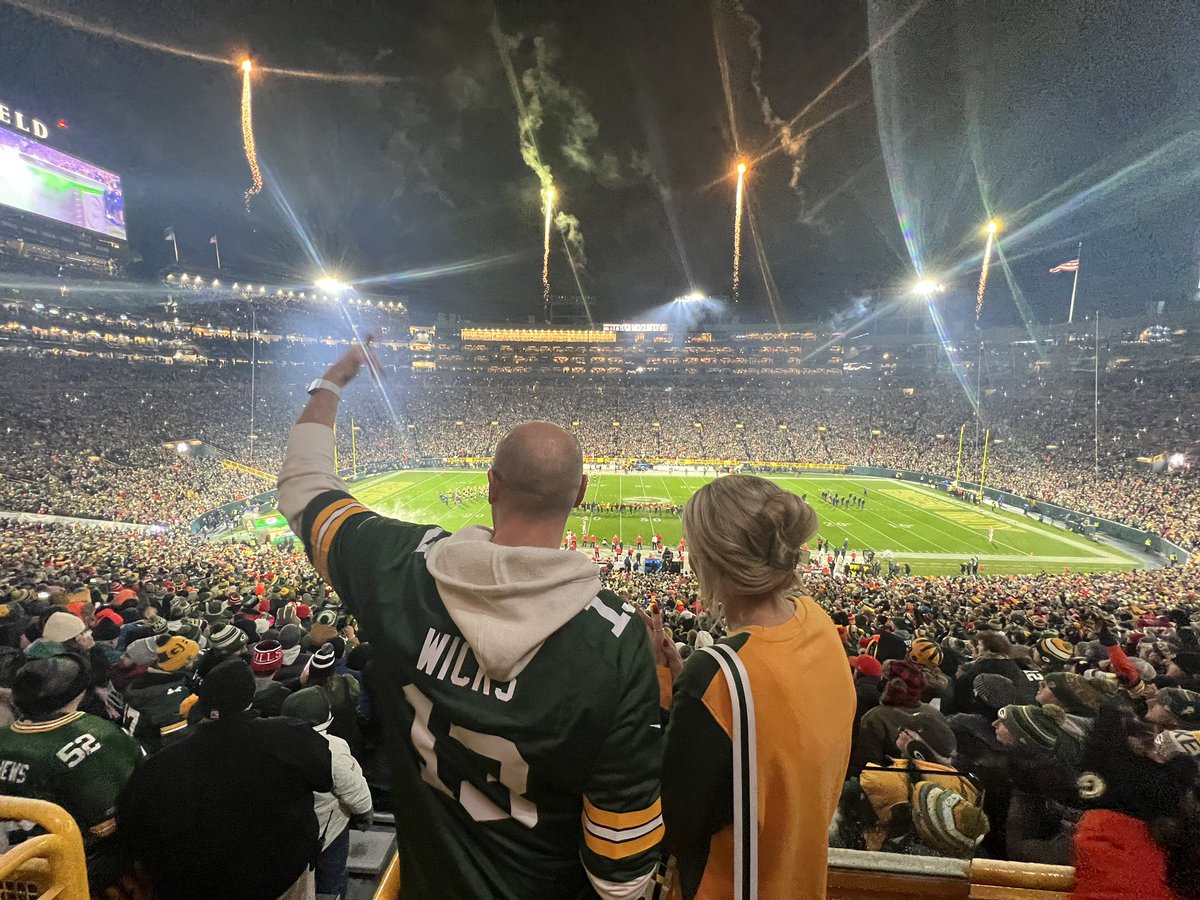 𝙎𝙪𝙣𝙙𝙖𝙣𝙘𝙚 “𝙎𝙐𝙉𝙉𝙔” 𝙒𝙞𝙘𝙠𝙨 tweet media