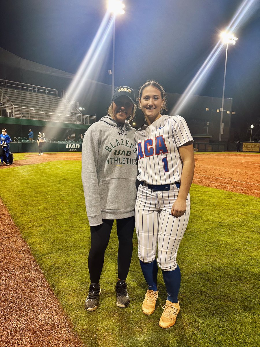 Molly Barger tweet media