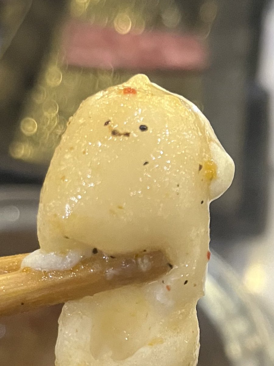 I looked down and my cheesy tteokbokki was looking at me???